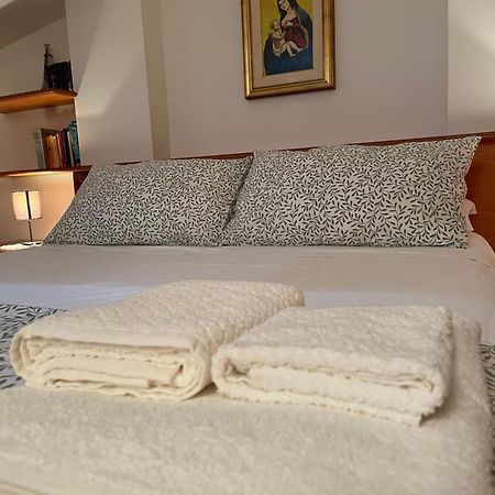 Apartmán La Casa Nel Cortile Castelbuono  Exteriér fotografie