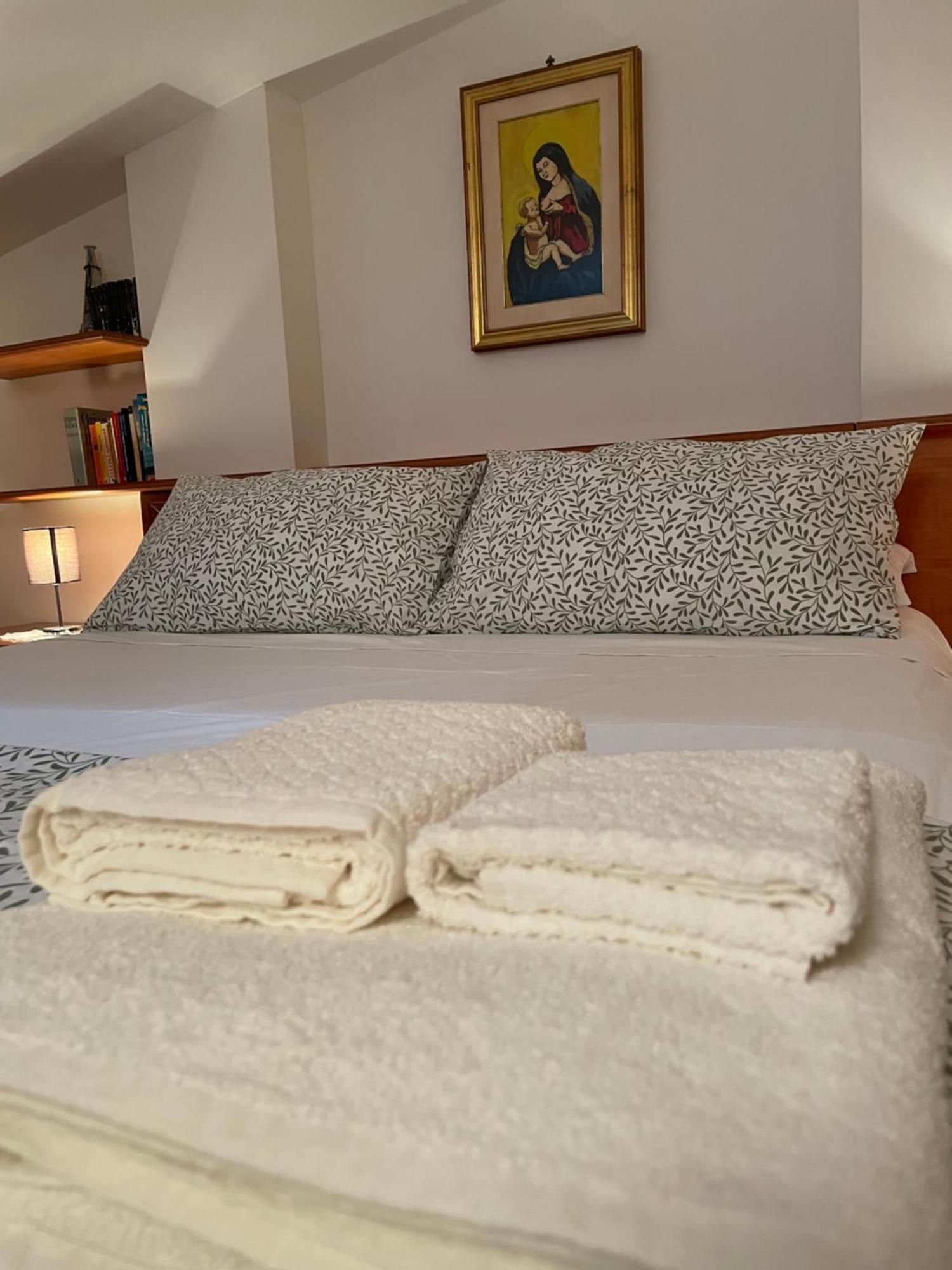 Apartmán La Casa Nel Cortile Castelbuono  Exteriér fotografie