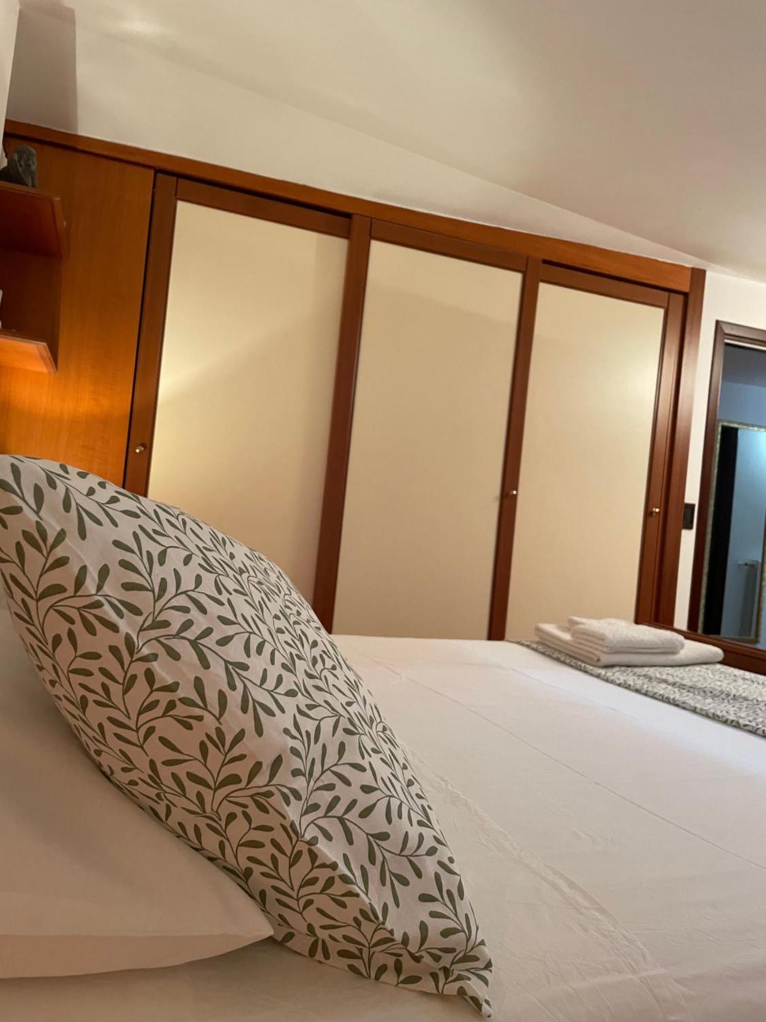 Apartmán La Casa Nel Cortile Castelbuono  Exteriér fotografie